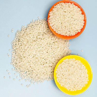 Màu vàng nhạt phù hợp TPU Polymers Pellets đúc nhựa