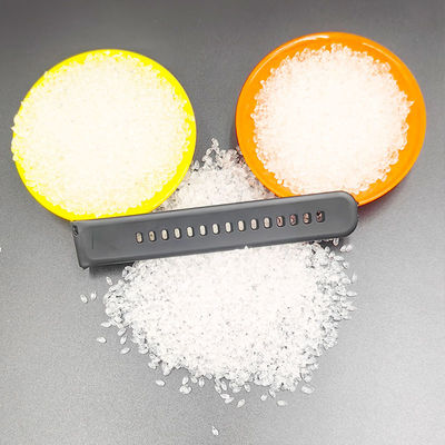 Độ trong suốt cao, Đúc nhanh, Độ đàn hồi tốt, Độ dẻo dai tuyệt vời, Hạt ép nhựa TPU thân thiện với môi trường hoặc đùn, Thích hợp cho đồ chơi thú cưng, dây nhảy, dây điện