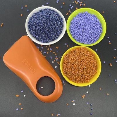 TPU Granule for Injection Molding Reinforced with Glass Fiber Toughness Flame Retardant and UV Stabilizer for Shoes Soles and More (Mối hạt TPU để đúc tiêm được củng cố bằng sợi thủy tinh)