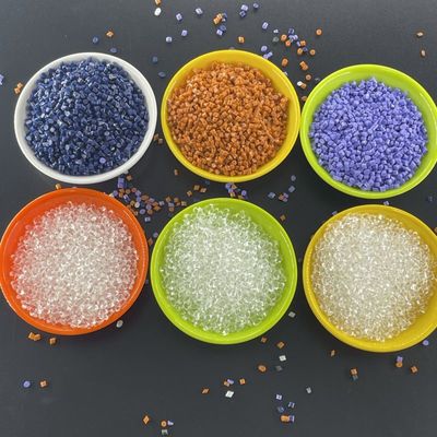 TPU đúc phun màu tùy chỉnh với tính linh hoạt và kéo dài 500-700%