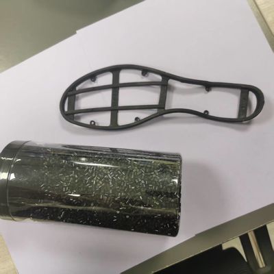 Vật liệu TPU dẫn điện linh hoạt màu đen Kháng hóa chất tuyệt vời nguyên liệu thô giày dép