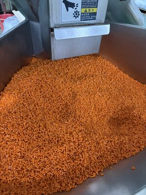 TPU màu cam phù hợp, màu ổn định, thân thiện với quy trình Thermoplastic Polyurethane cho thiết bị thể thao, vỏ điện thoại